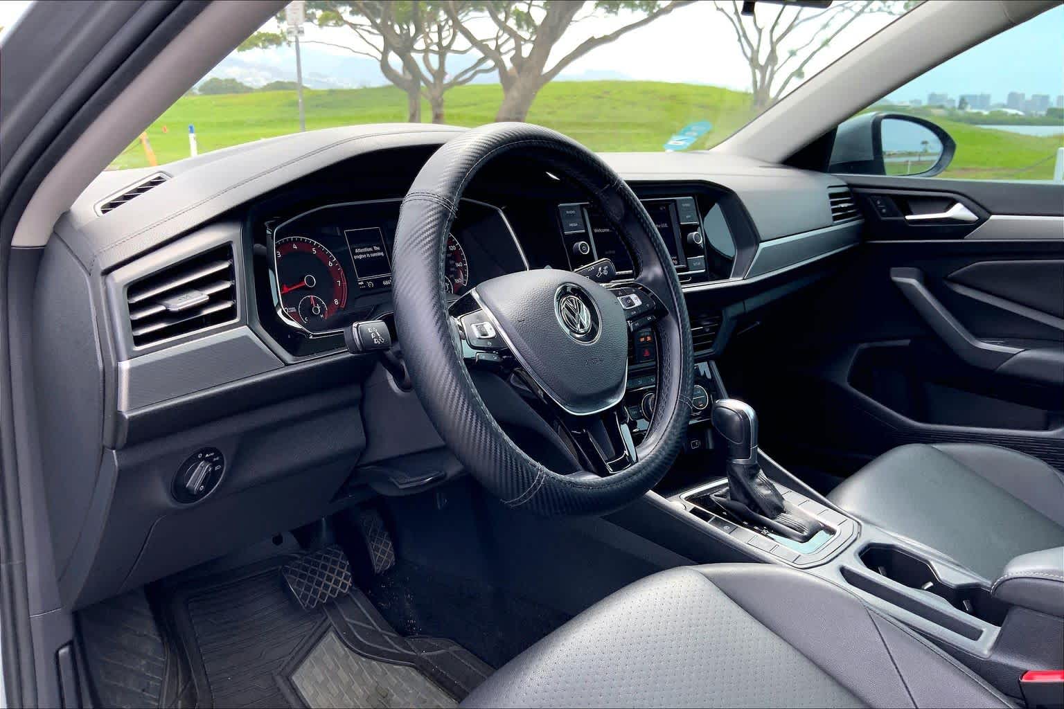 Thumbnail: 2019 Volkswagen Jetta - 2