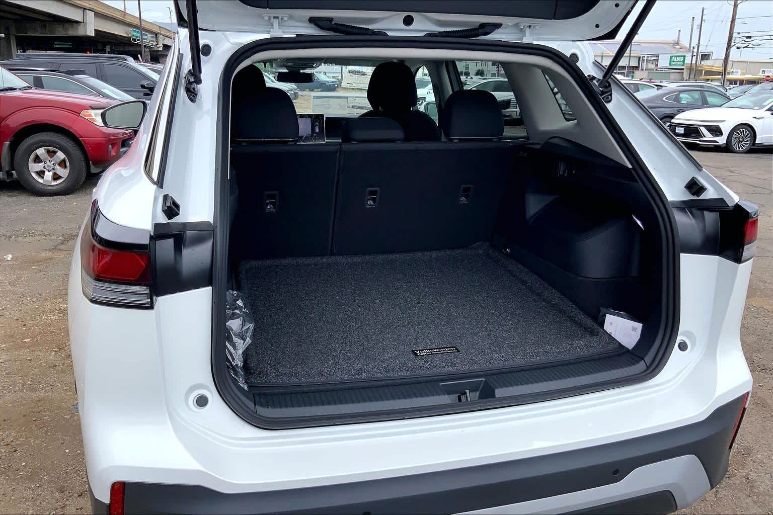 Thumbnail: 2026 Volkswagen Tiguan - 19