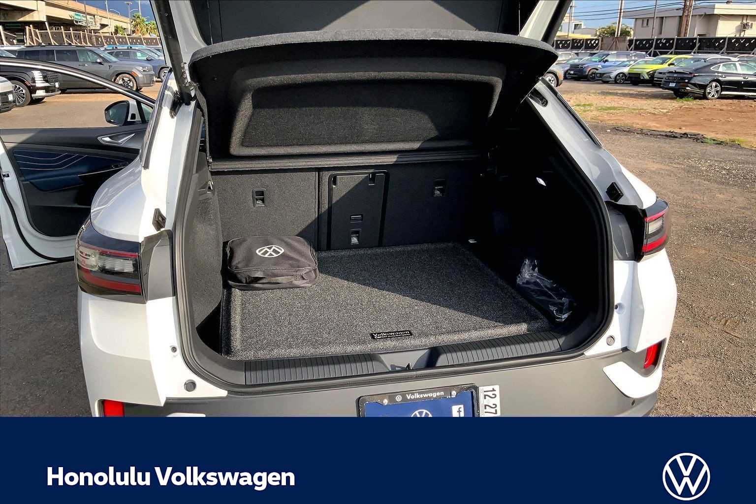 Thumbnail: 2025 Volkswagen ID.4 - 19