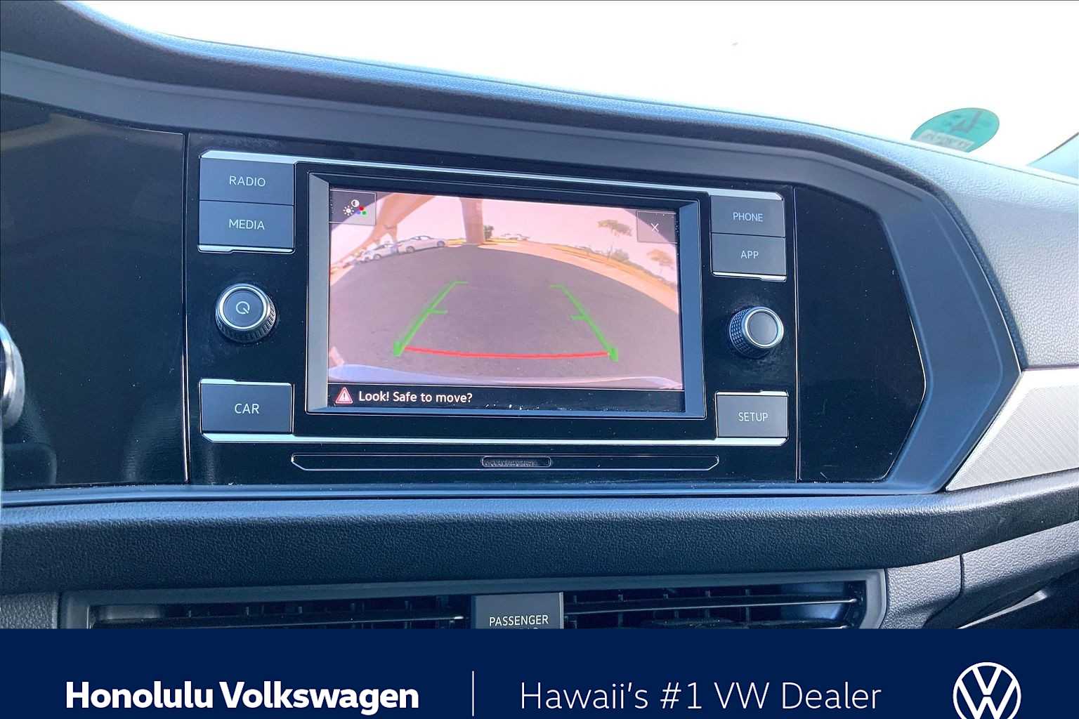 Thumbnail: 2019 Volkswagen Jetta - 25