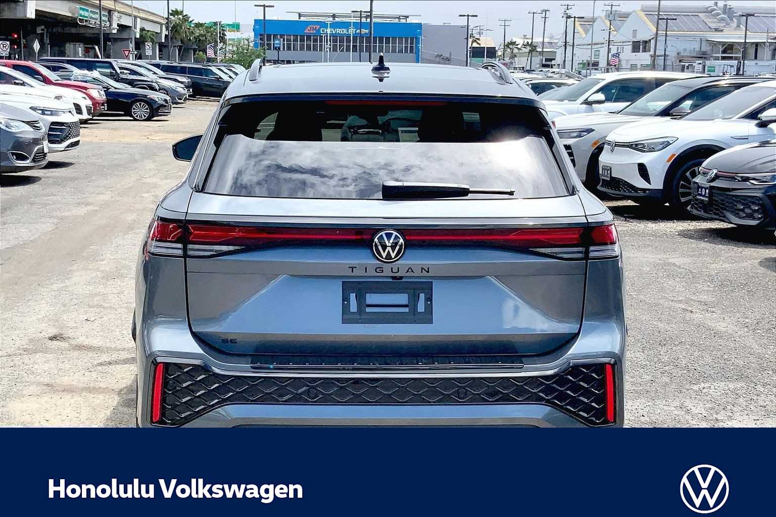 Thumbnail: 2026 Volkswagen Tiguan - 5