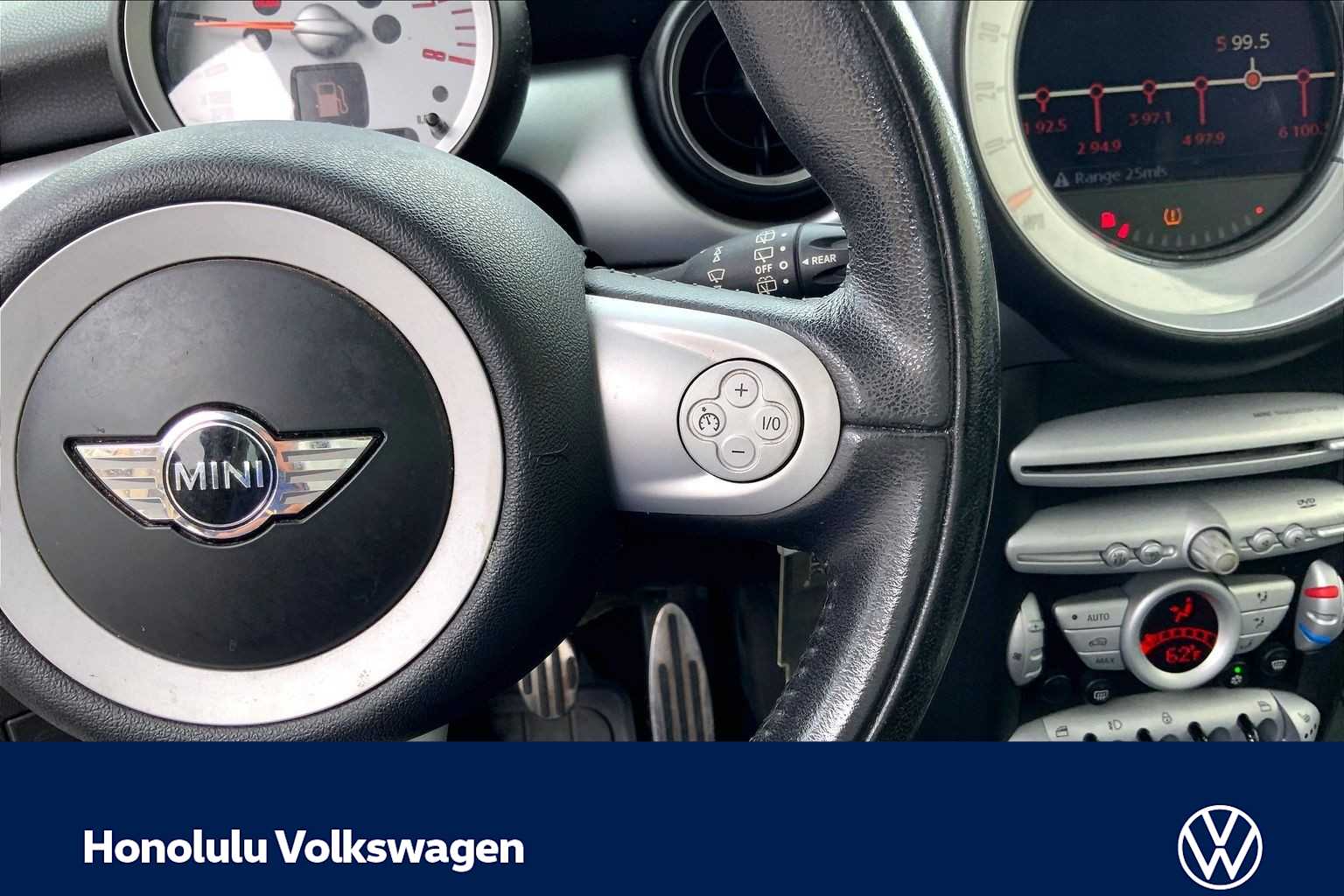 Thumbnail: 2010 MINI Cooper Clubman - 23