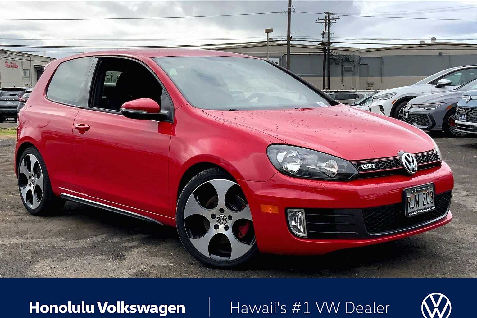 Thumbnail: 2011 Volkswagen Golf - 20