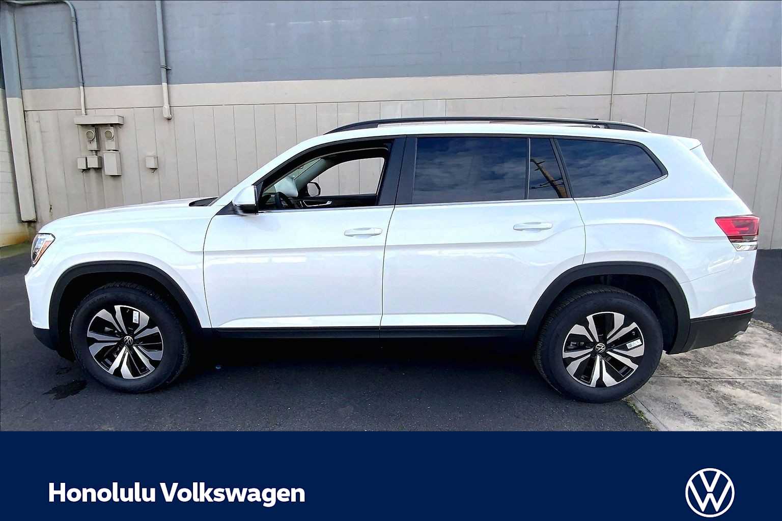 Thumbnail: 2026 Volkswagen Atlas - 3