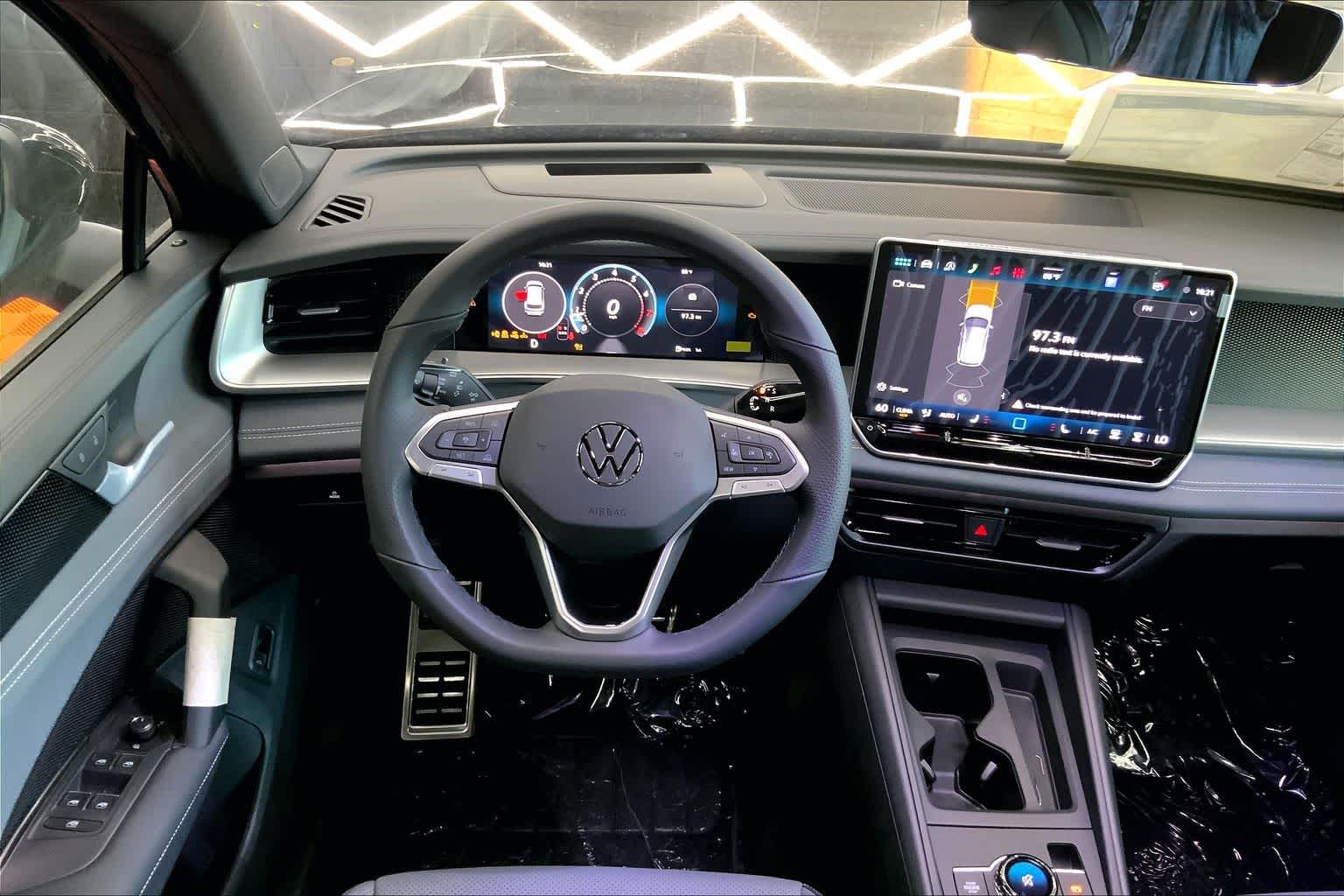 Thumbnail: 2026 Volkswagen Tiguan - 15