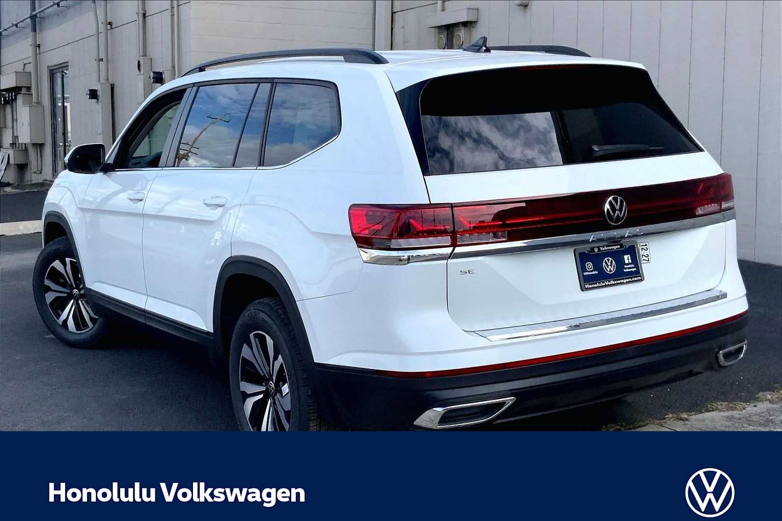 Thumbnail: 2026 Volkswagen Atlas - 4