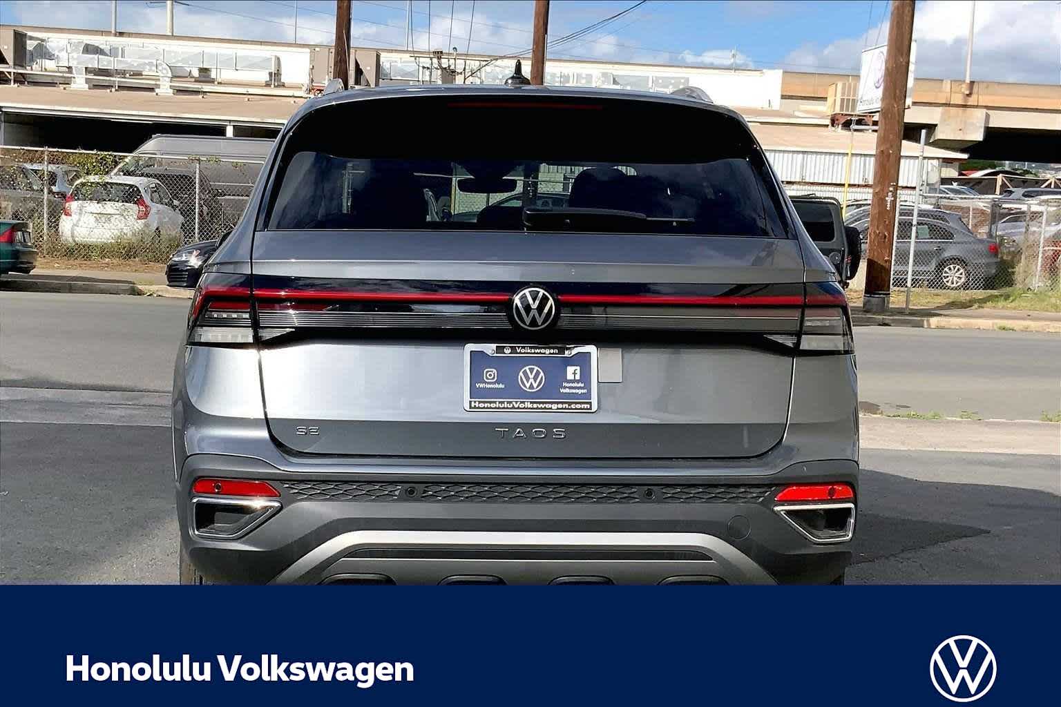 Thumbnail: 2026 Volkswagen Taos - 5