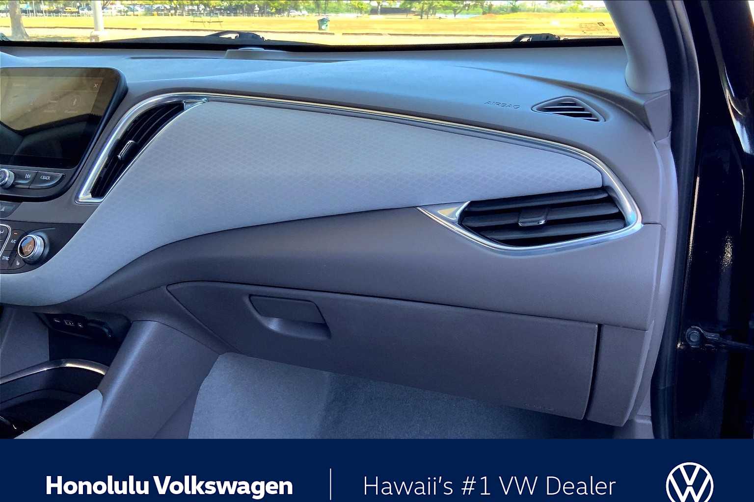 Thumbnail: 2020 Chevrolet Malibu - 22