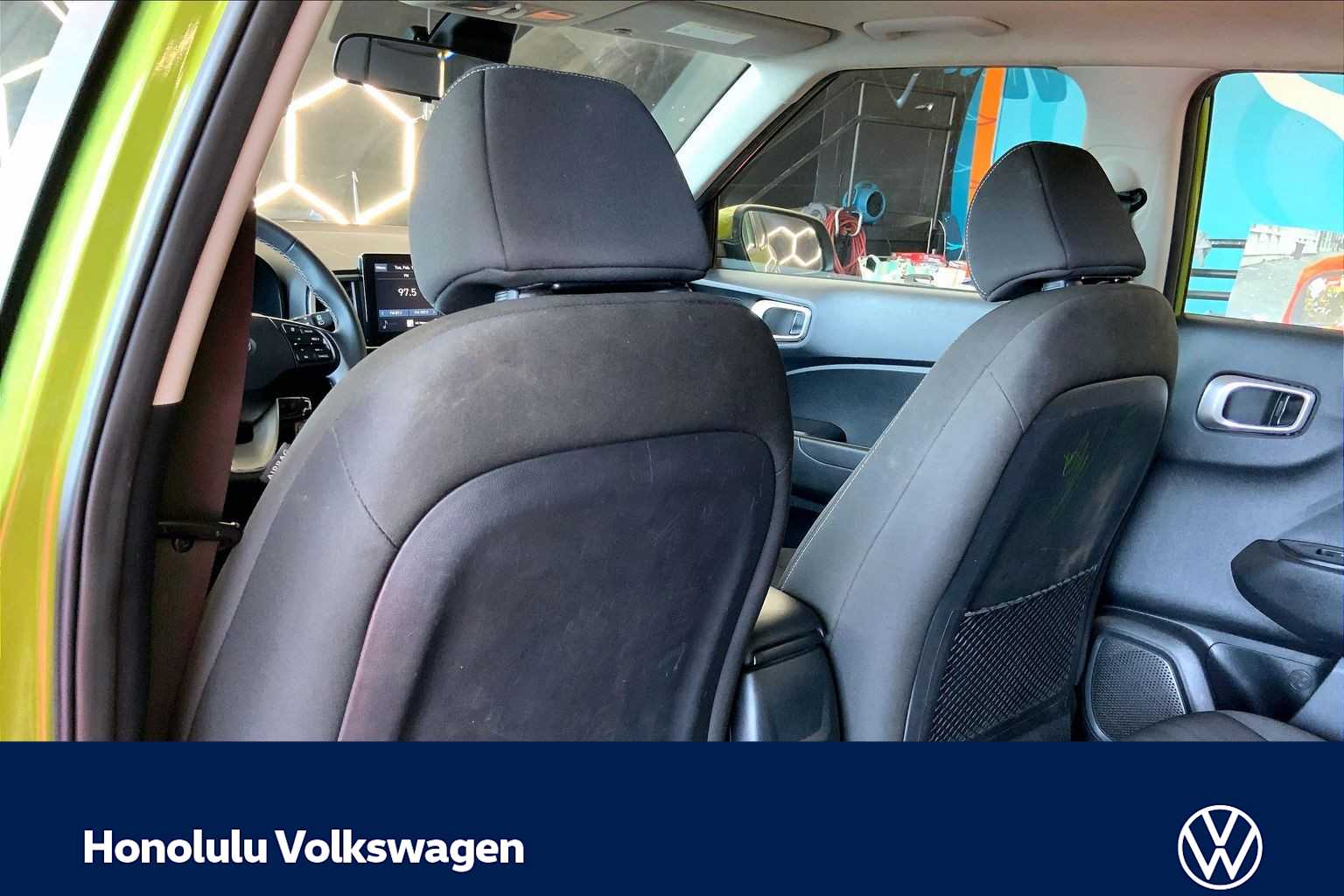 Thumbnail: 2022 Hyundai Venue - 11