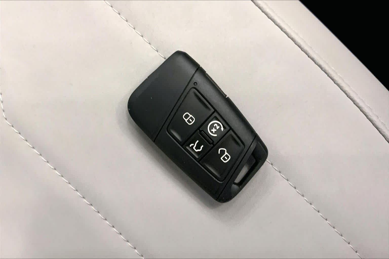 Thumbnail: 2026 Volkswagen Taos - 20