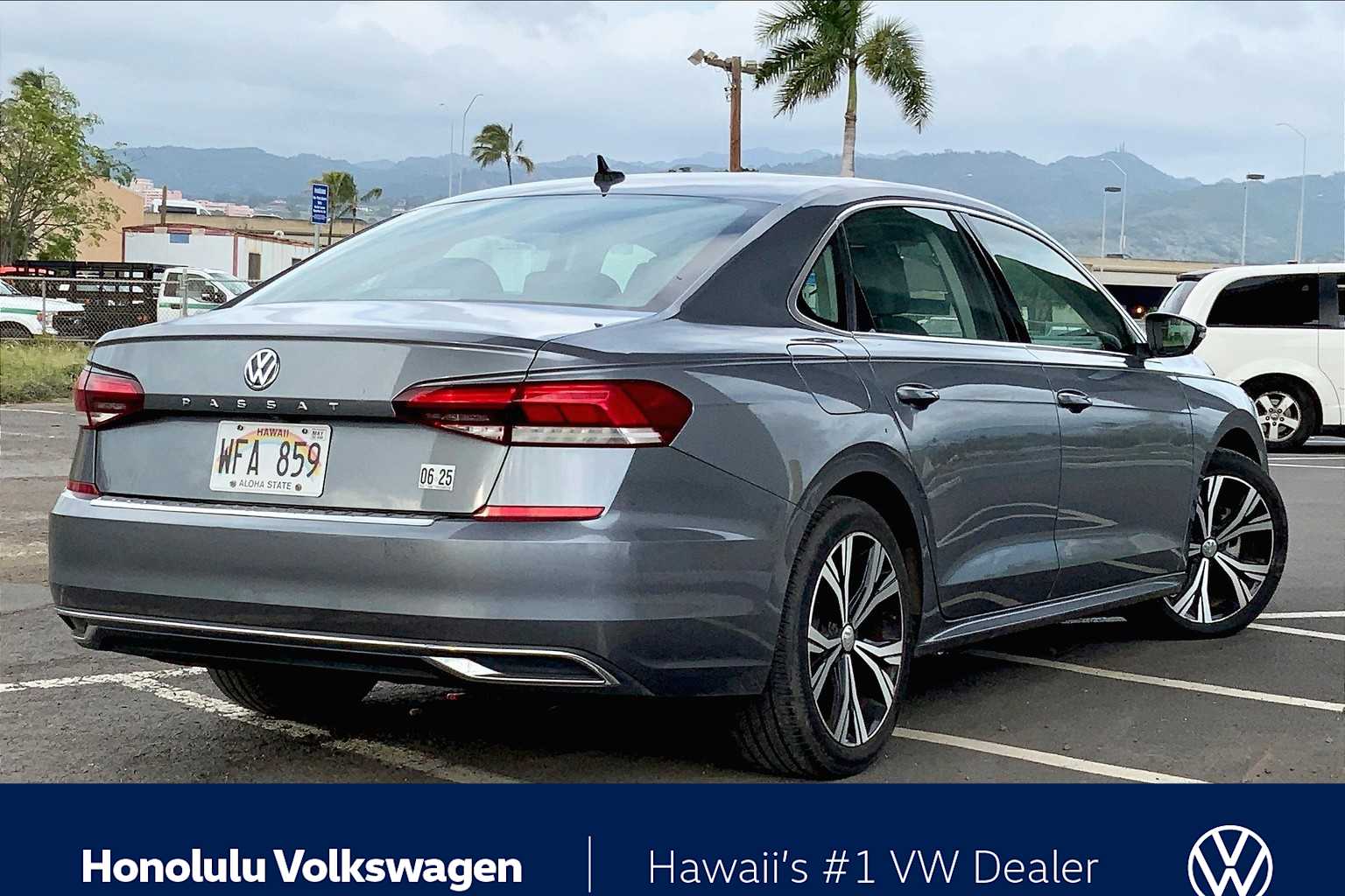 Thumbnail: 2021 Volkswagen Passat - 21