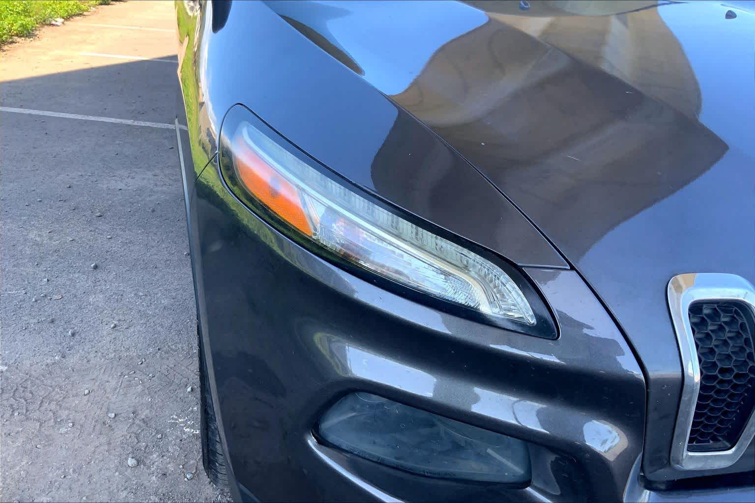 Thumbnail: 2014 Jeep Cherokee - 31