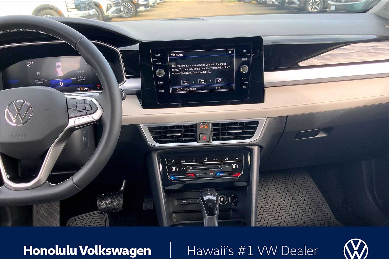 Thumbnail: 2026 Volkswagen Taos - 16