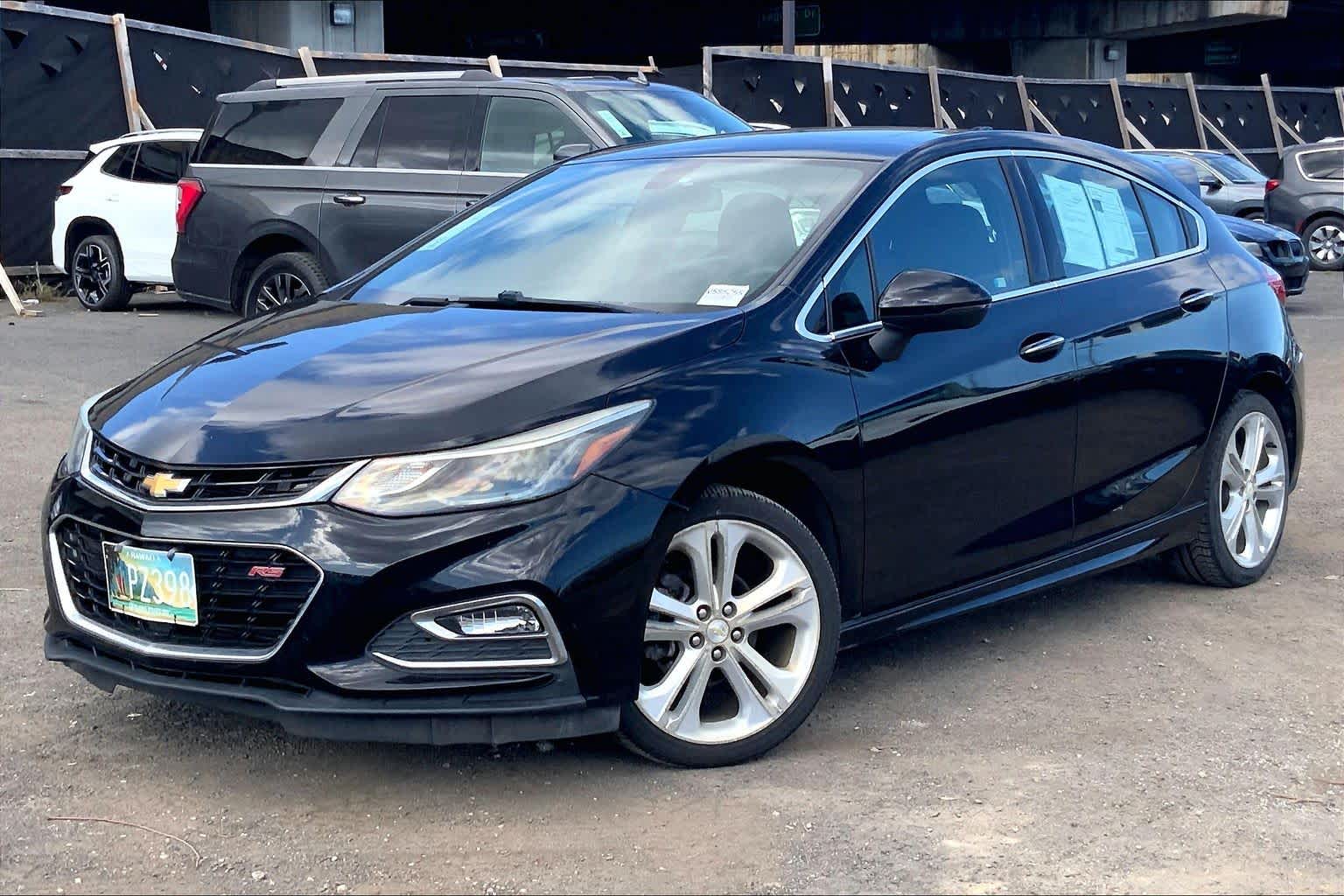 Thumbnail: 2017 Chevrolet Cruze - 1