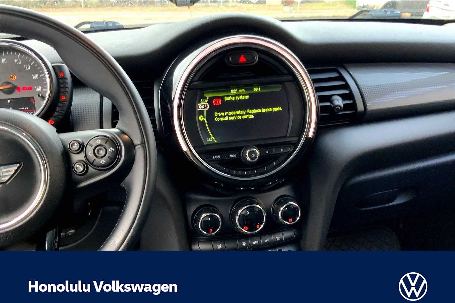 Thumbnail: 2017 MINI Cooper Hardtop - 14