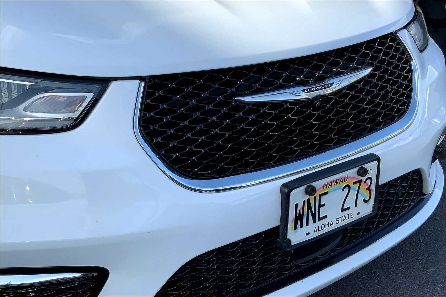 2022 Chrysler Pacifica Limited 32
