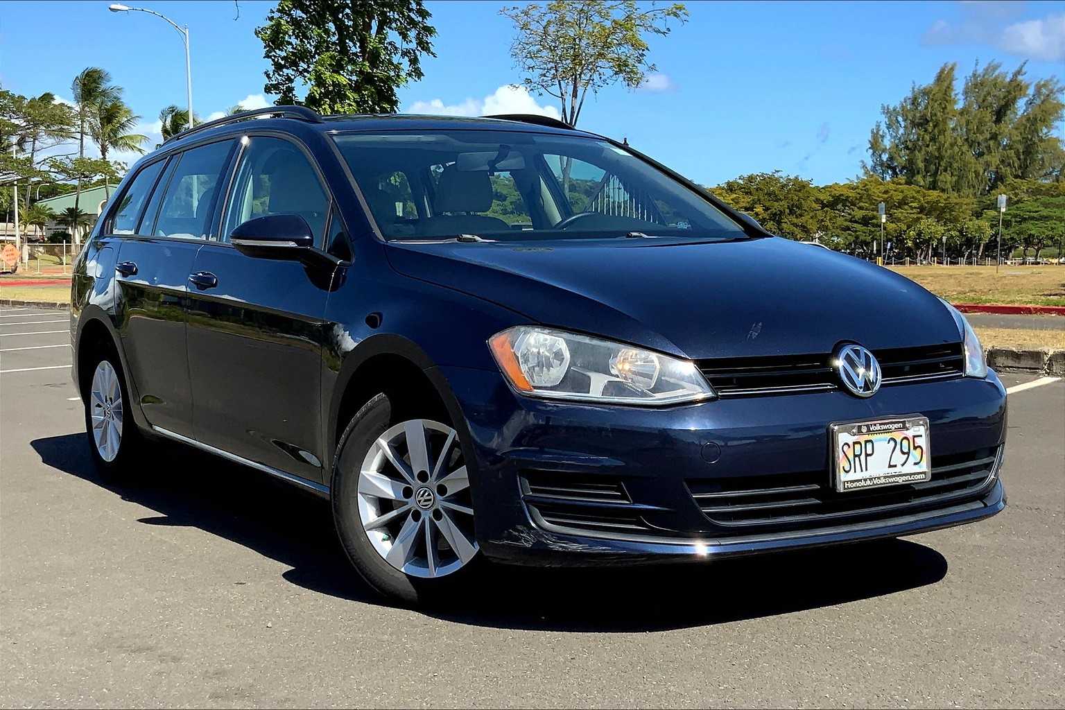 Thumbnail: 2015 Volkswagen e-Golf - 20