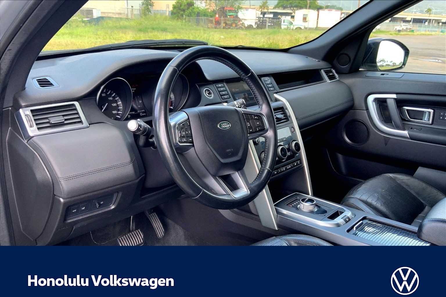 Thumbnail: 2016 Land Rover Discovery Sport - 2