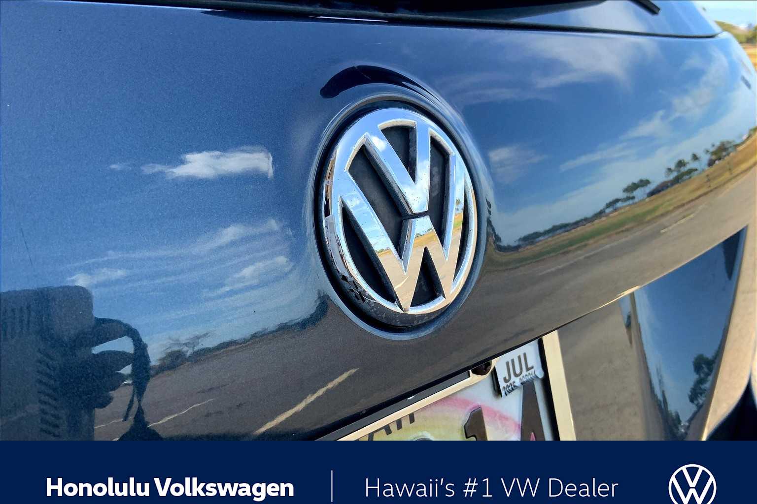 Thumbnail: 2010 Volkswagen Jetta - 7