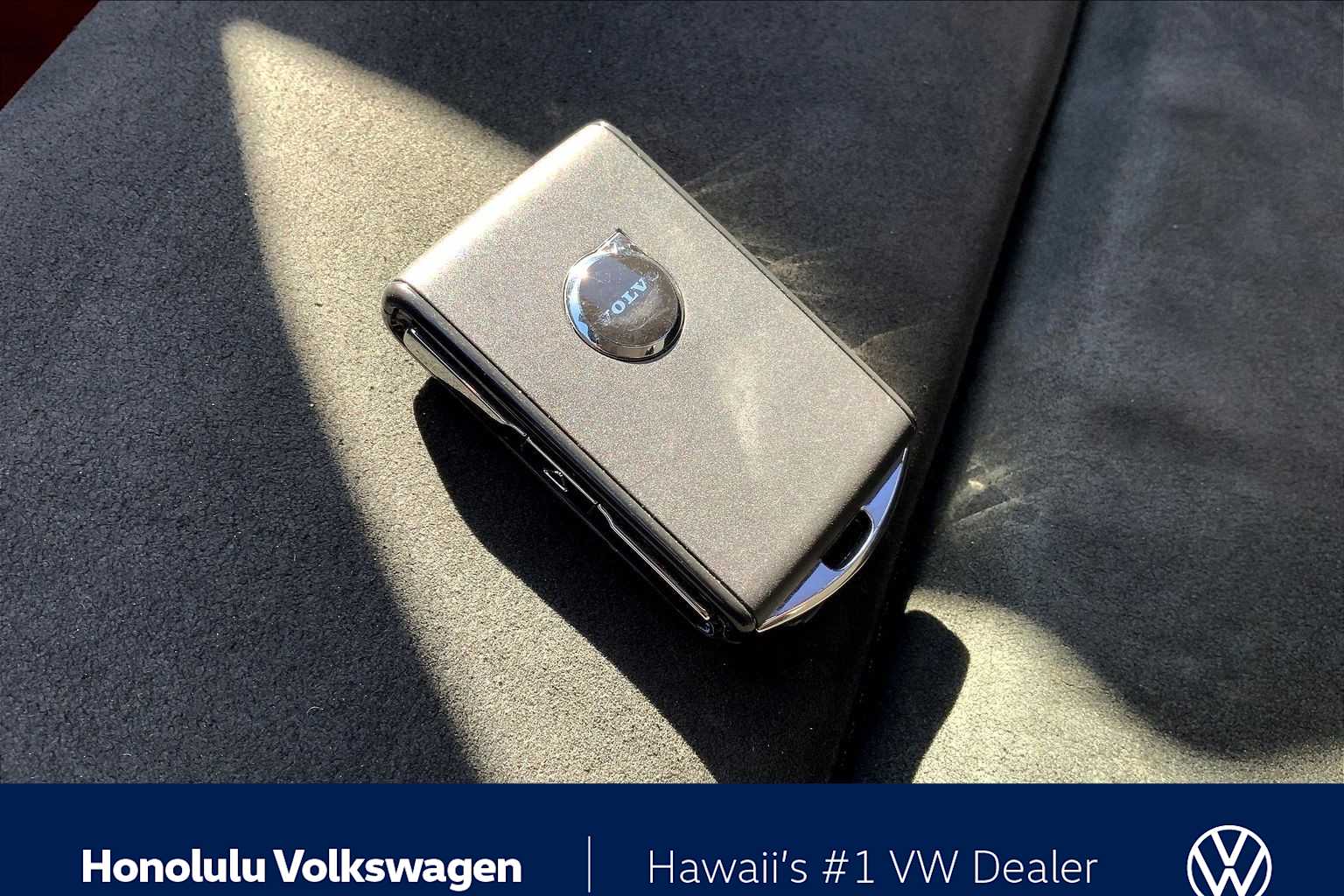 Thumbnail: 2019 Volvo XC40 - 18