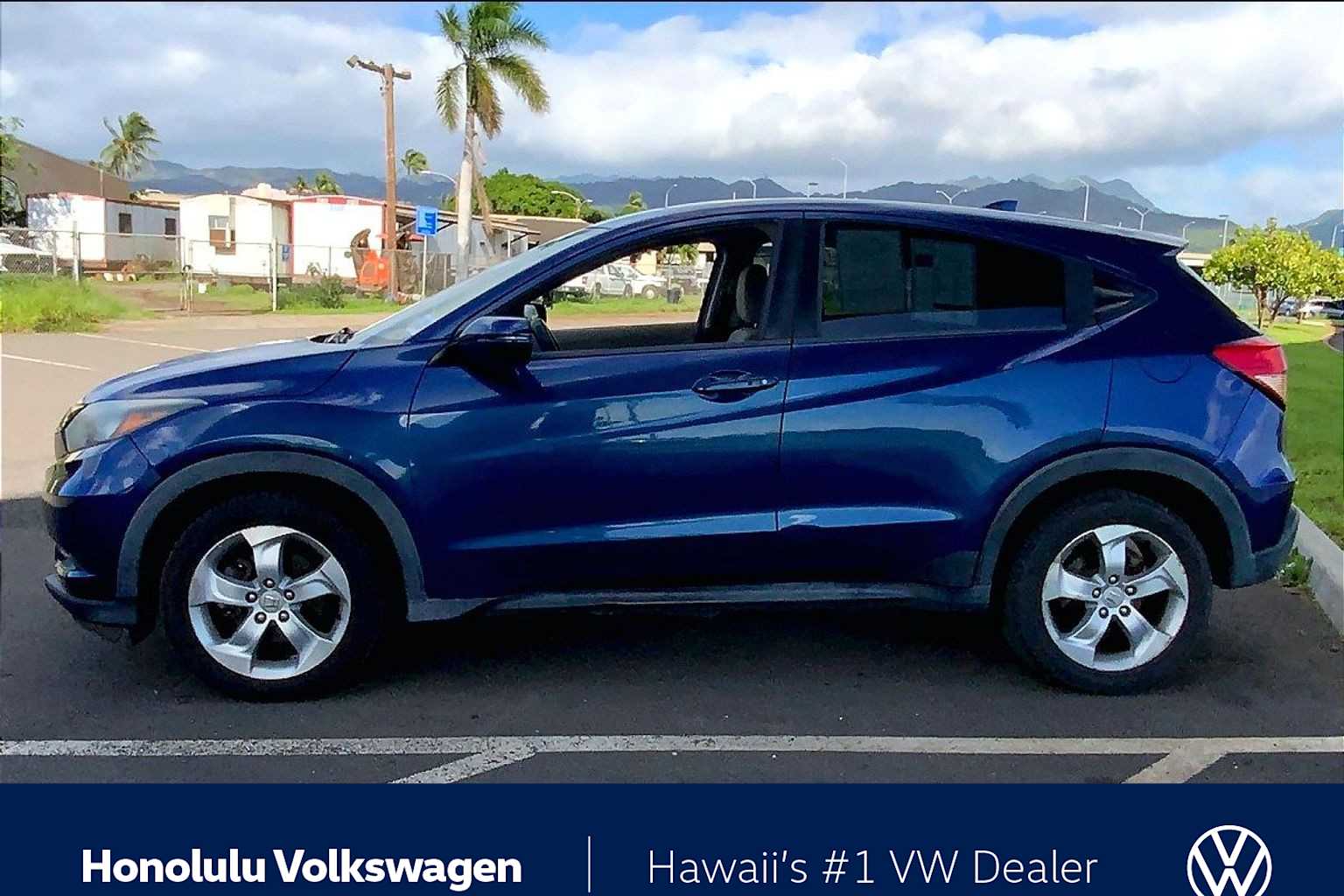 Thumbnail: 2016 Honda HR-V - 3