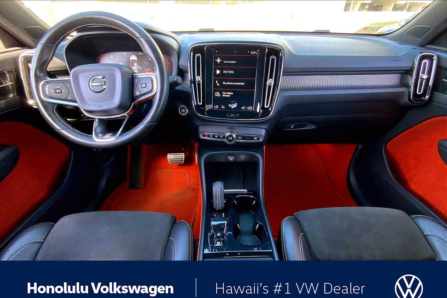 Thumbnail: 2019 Volvo XC40 - 9