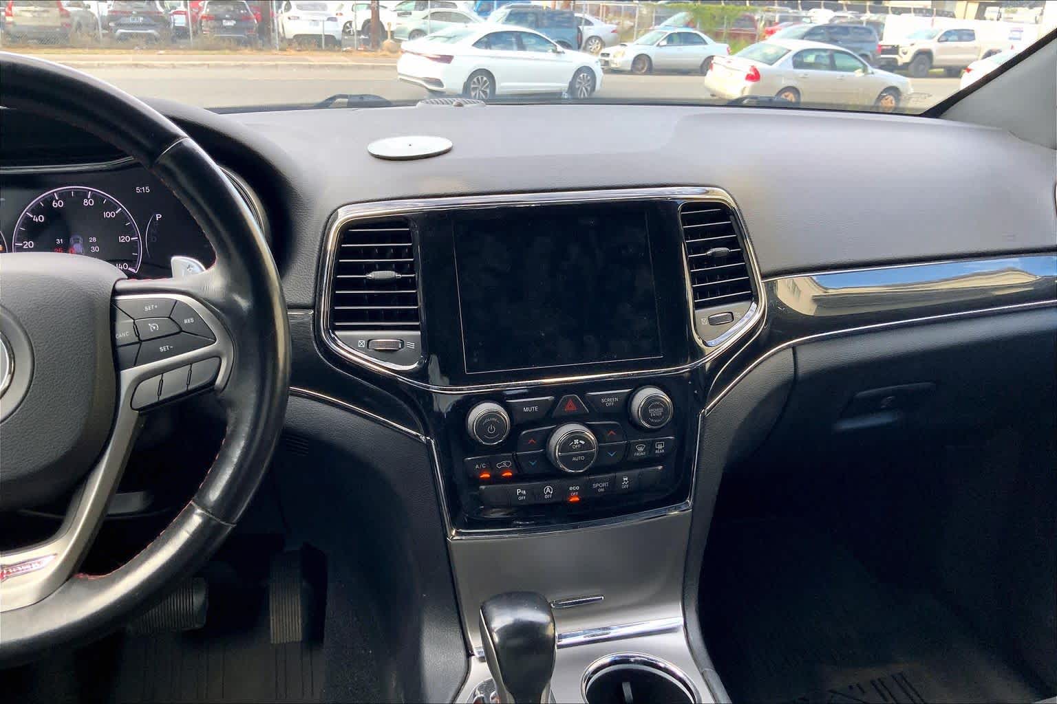 Thumbnail: 2020 Jeep Grand Cherokee - 15