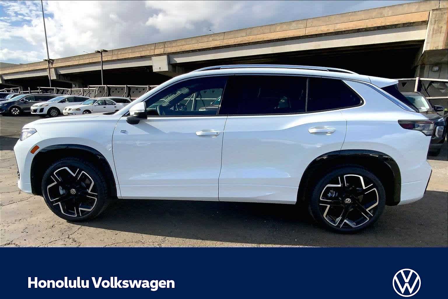 Thumbnail: 2026 Volkswagen Tiguan - 3