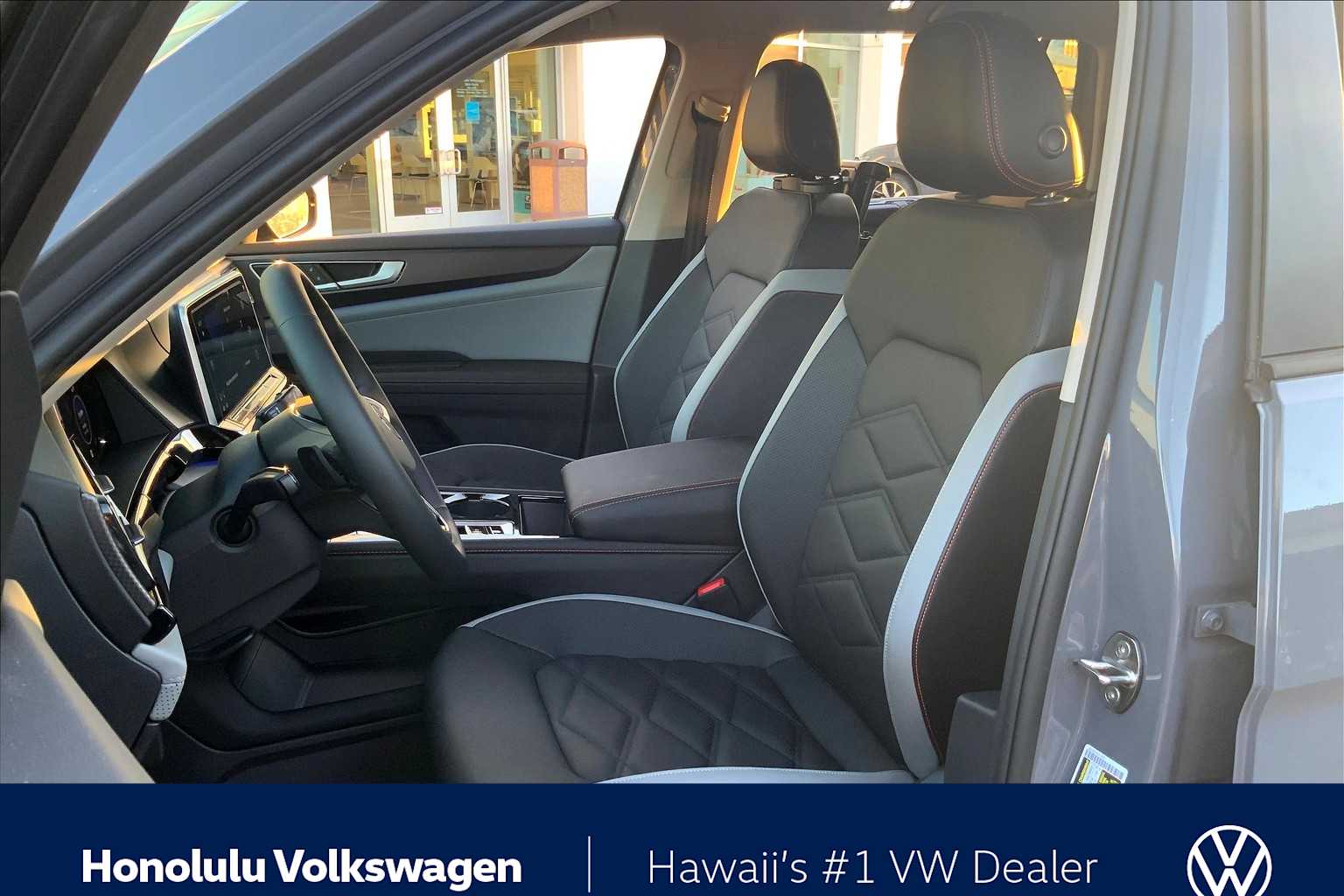 Thumbnail: 2025 Volkswagen Atlas - 11