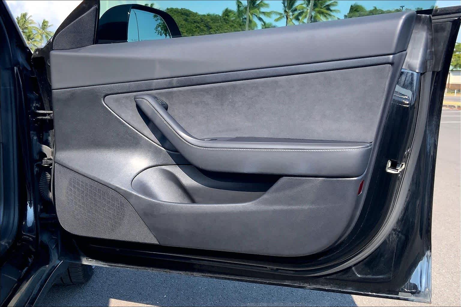 Thumbnail: 2021 Tesla Model 3 - 28
