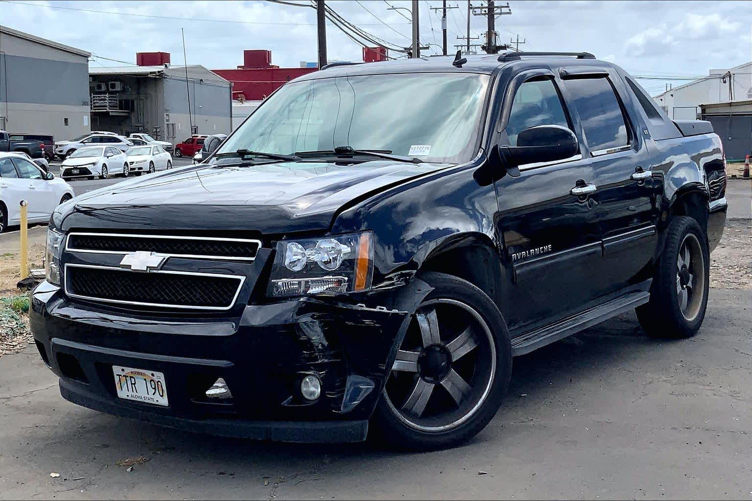 2010 Chevrolet Avalanche 2WD Avalanche LT's photo