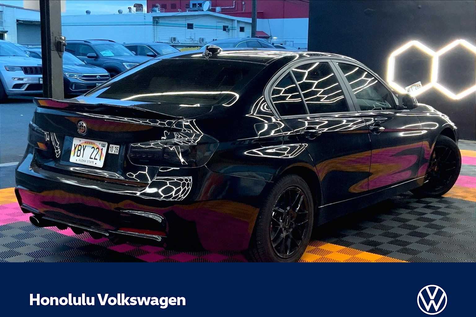 Thumbnail: 2014 BMW 3 Series - 21