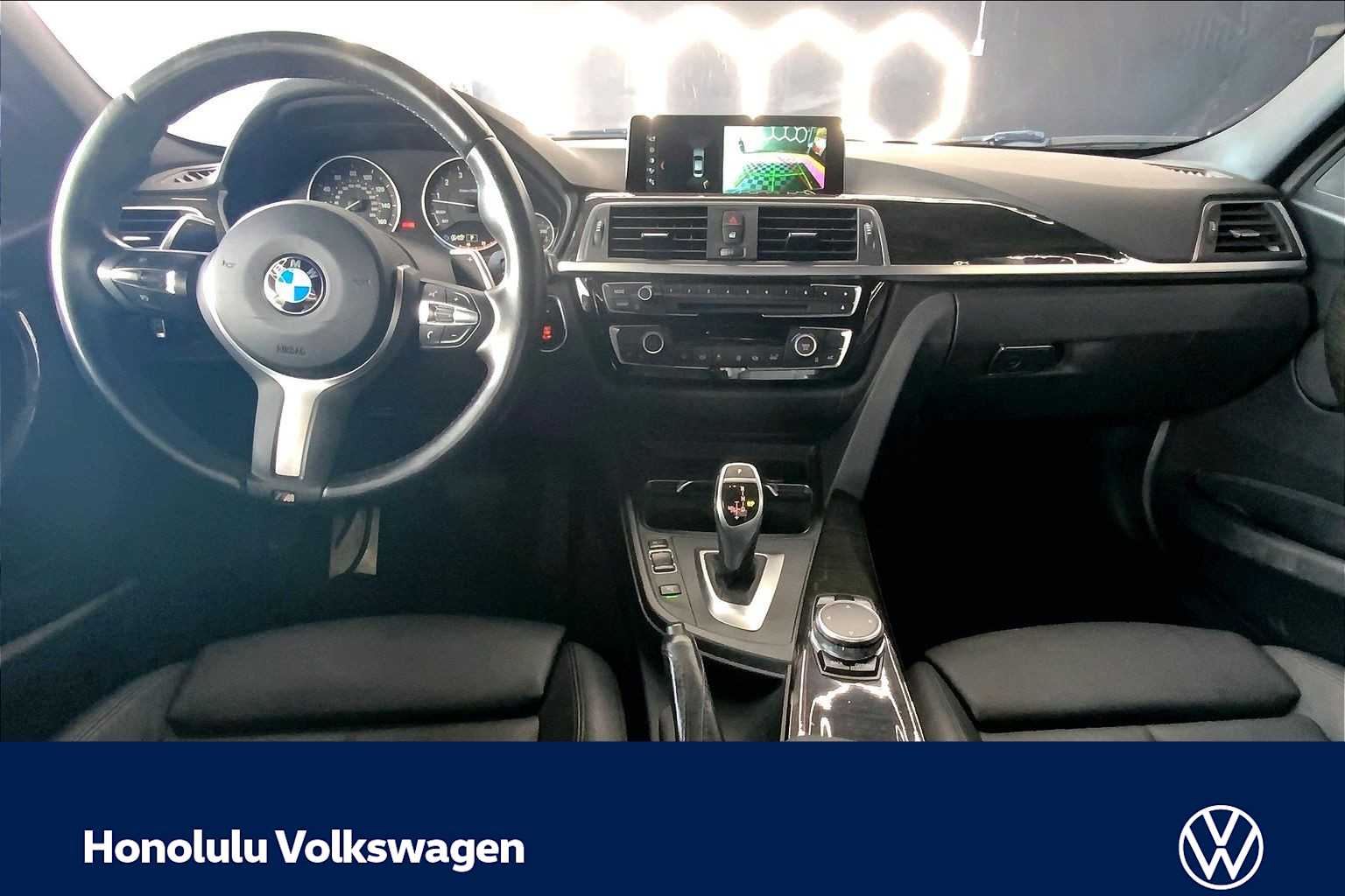 Thumbnail: 2017 BMW 3 Series - 9