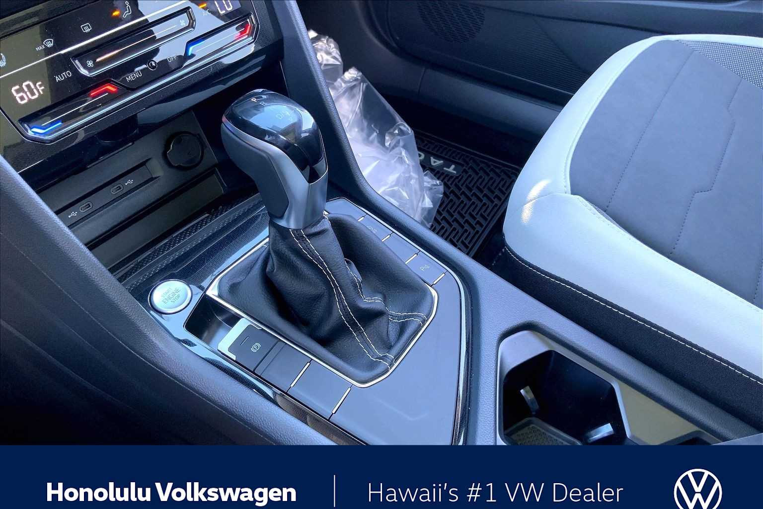 Thumbnail: 2026 Volkswagen Taos - 17