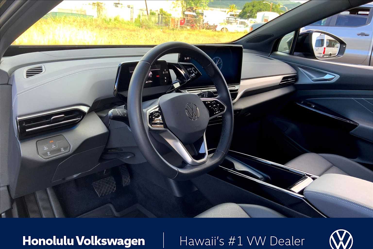 Used 2023 Volkswagen ID.4 S with VIN 1V25MPE8XPC017185 for sale in Honolulu, HI