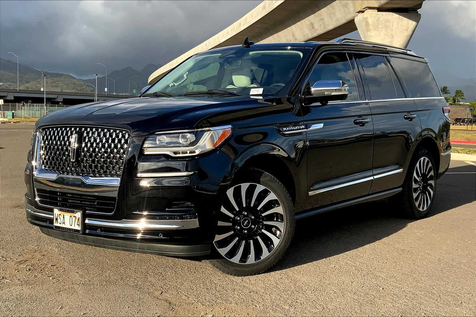 Thumbnail: 2022 Lincoln Navigator - 1