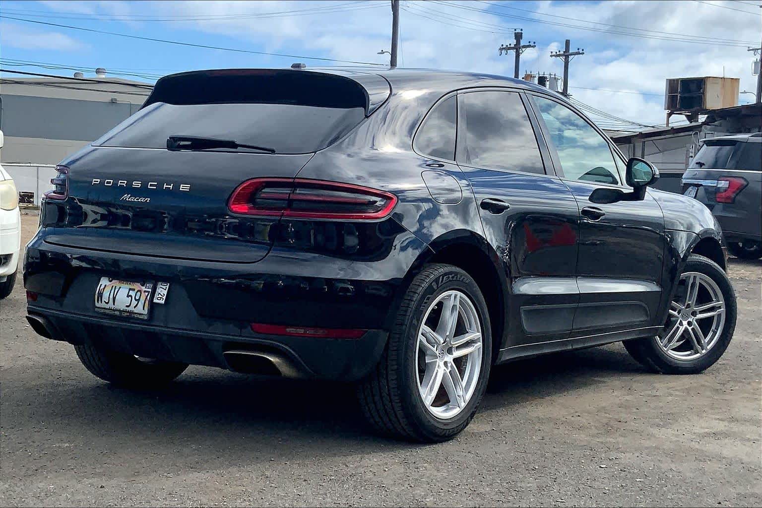Thumbnail: 2018 Porsche Macan - 22