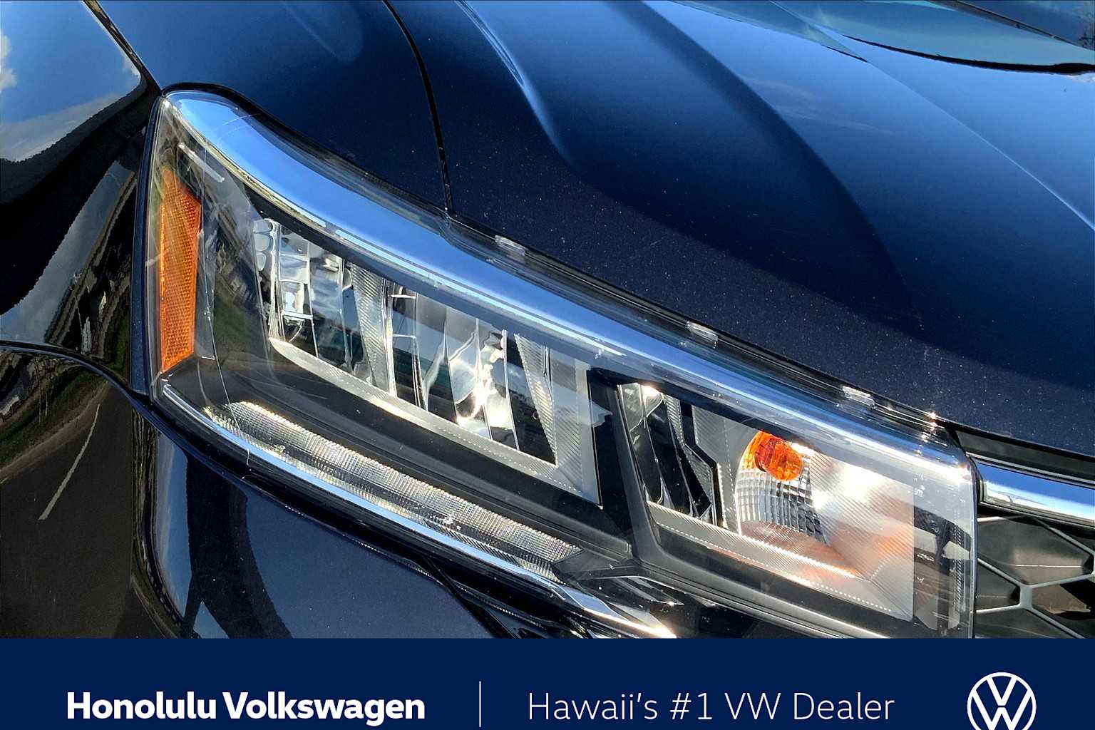 Thumbnail: 2022 Volkswagen Taos - 30