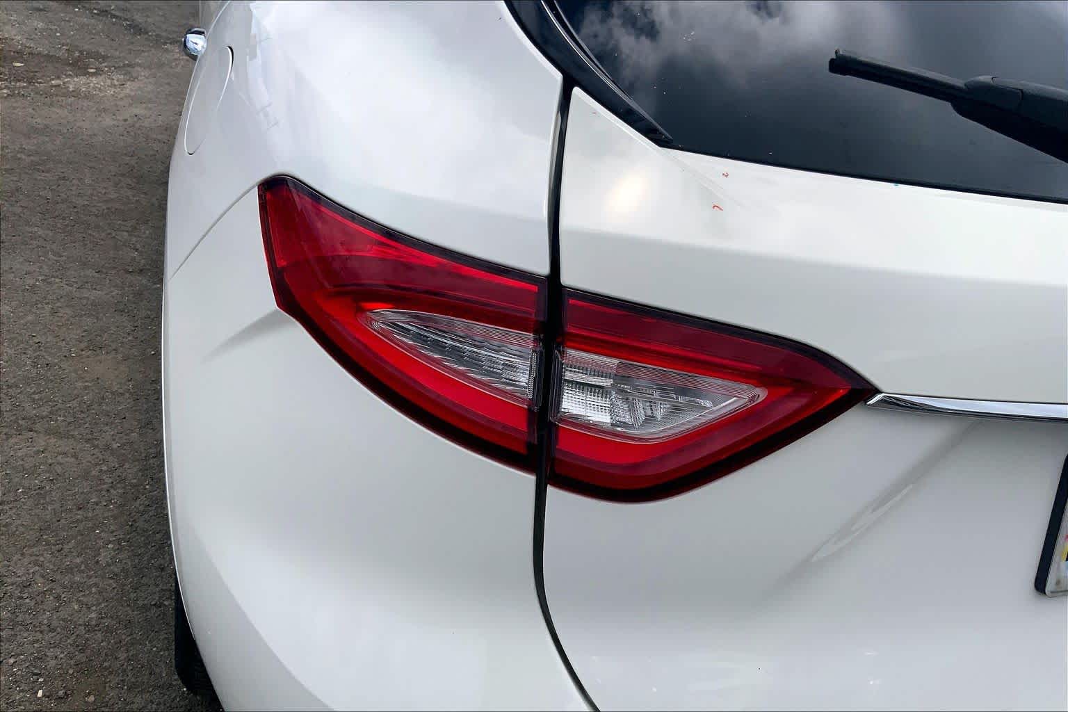 Thumbnail: 2017 Maserati Levante - 31