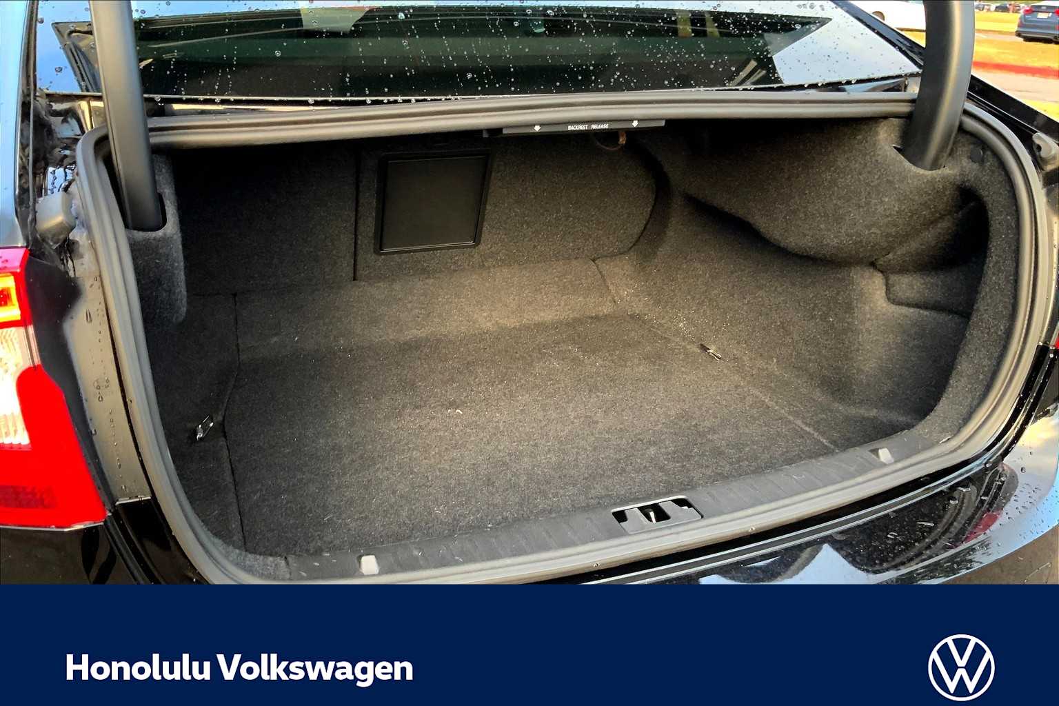 Thumbnail: 2012 Volvo S60 - 16