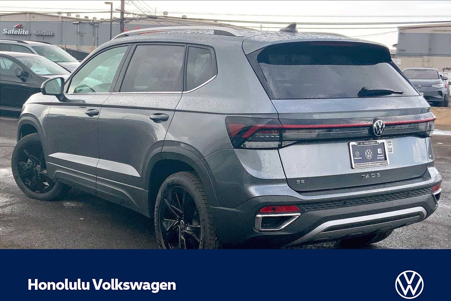 Thumbnail: 2026 Volkswagen Taos - 4