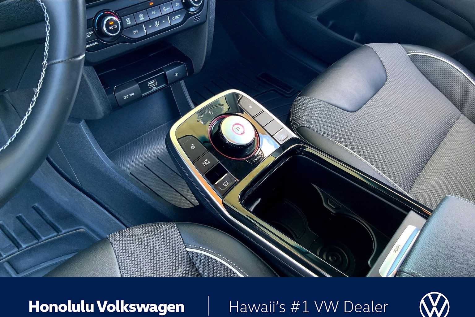 Thumbnail: 2022 Kia Niro - 15