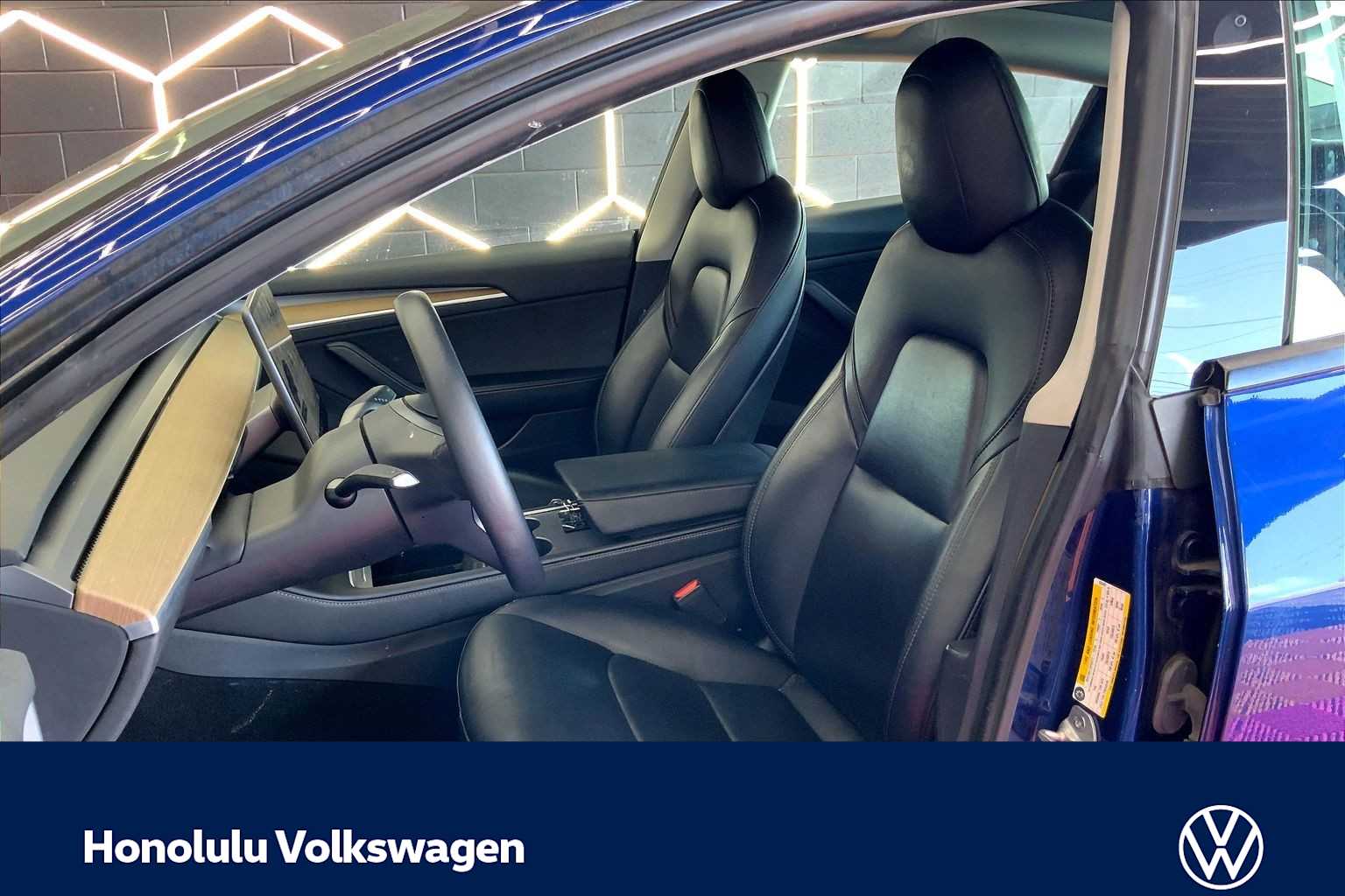 Thumbnail: 2021 Tesla Model 3 - 11