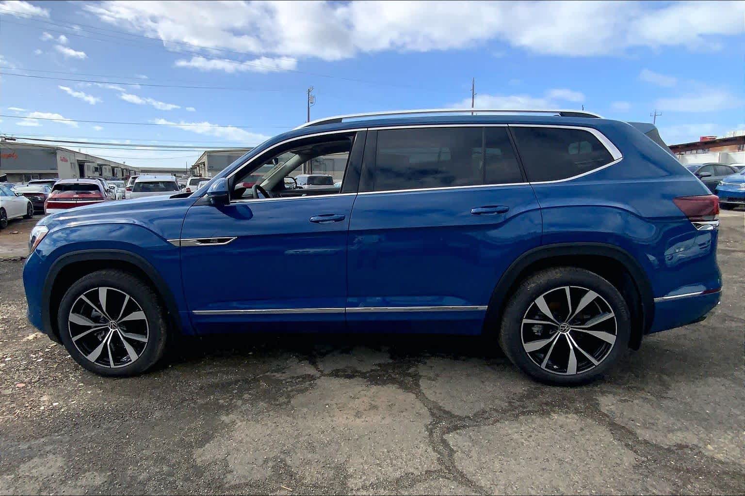 Thumbnail: 2026 Volkswagen Atlas - 3