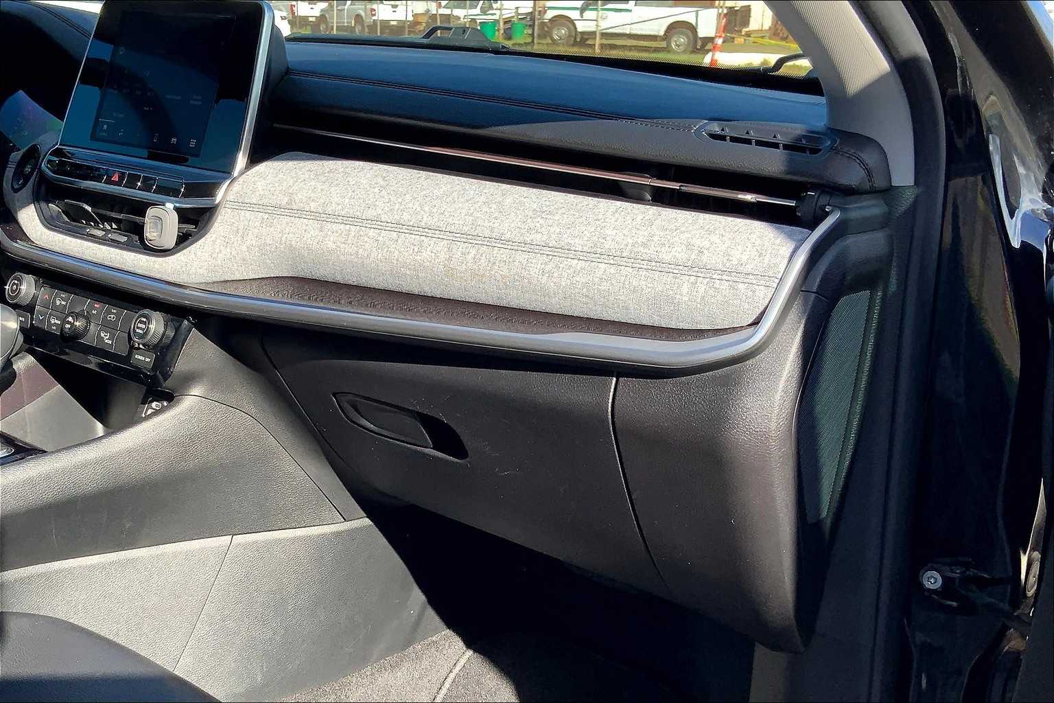 2022 Jeep Compass Latitude 22