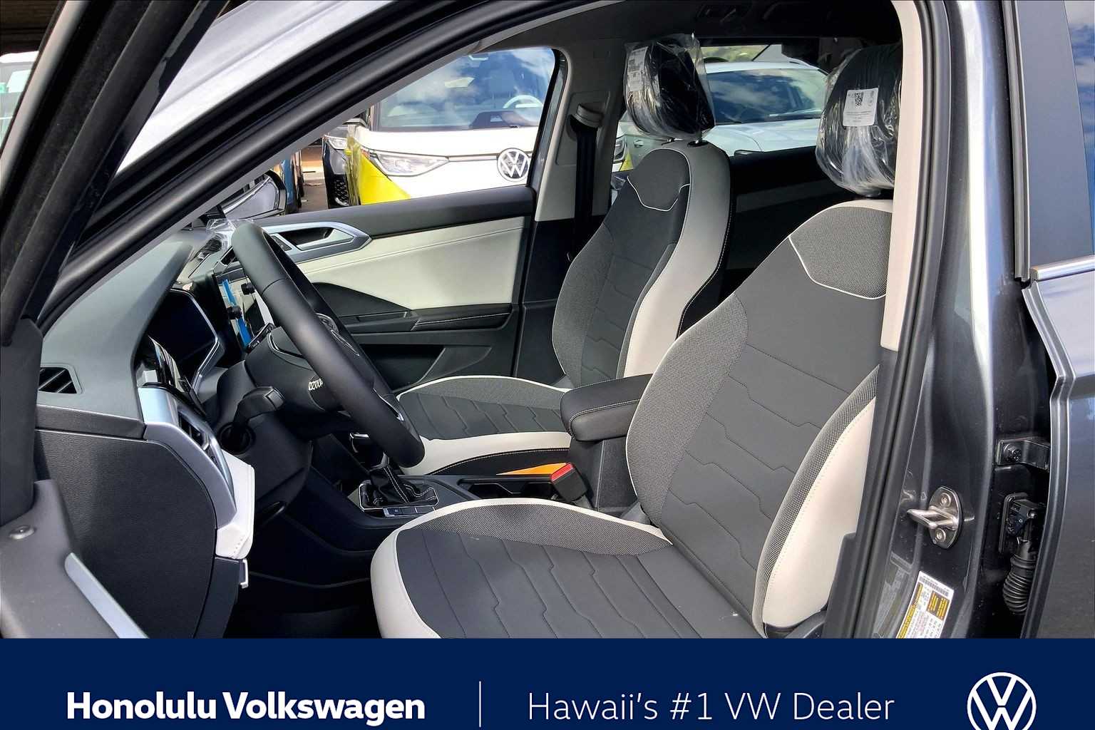 Thumbnail: 2026 Volkswagen Taos - 11