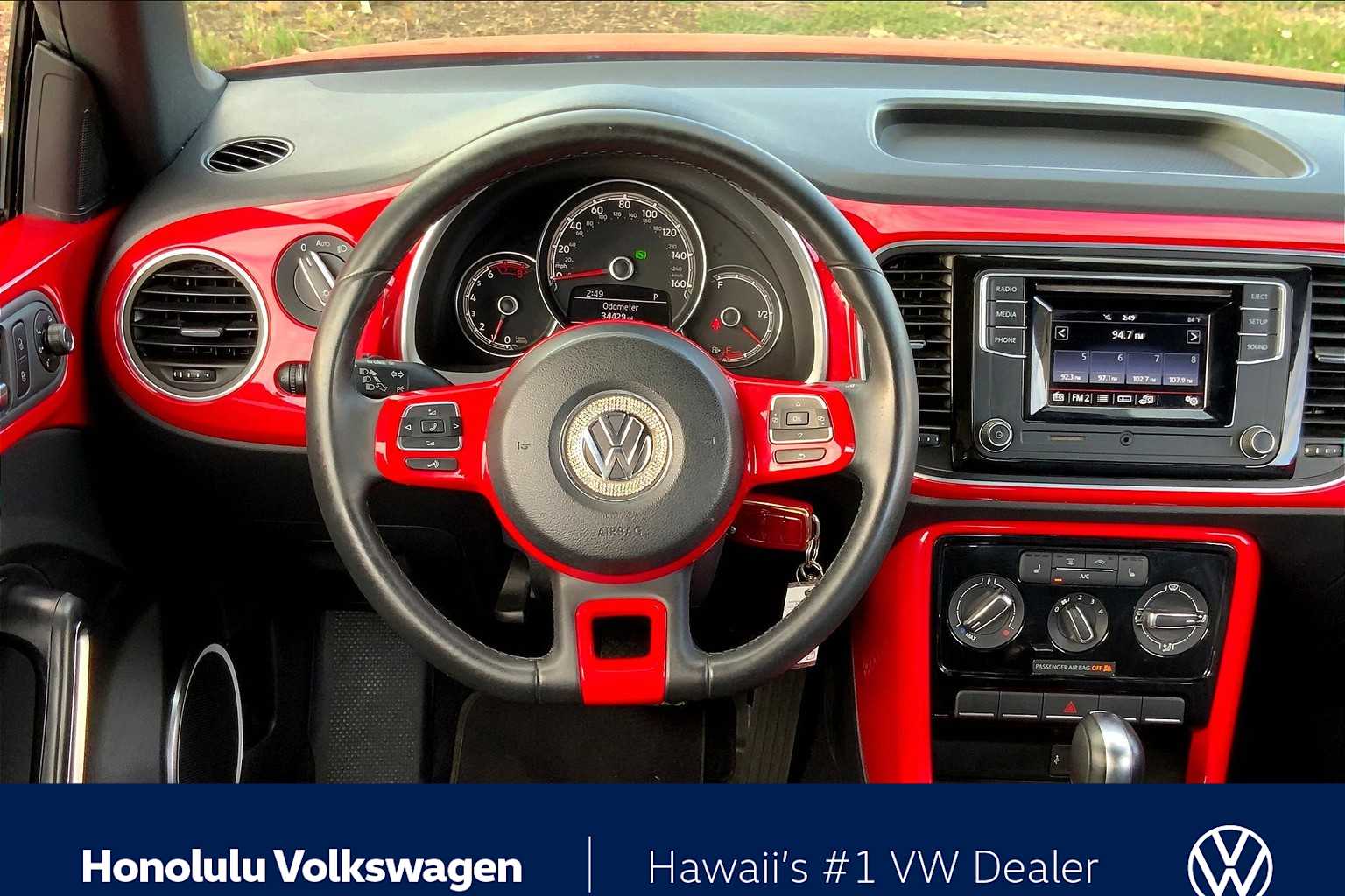 Thumbnail: 2017 Volkswagen Beetle - 12