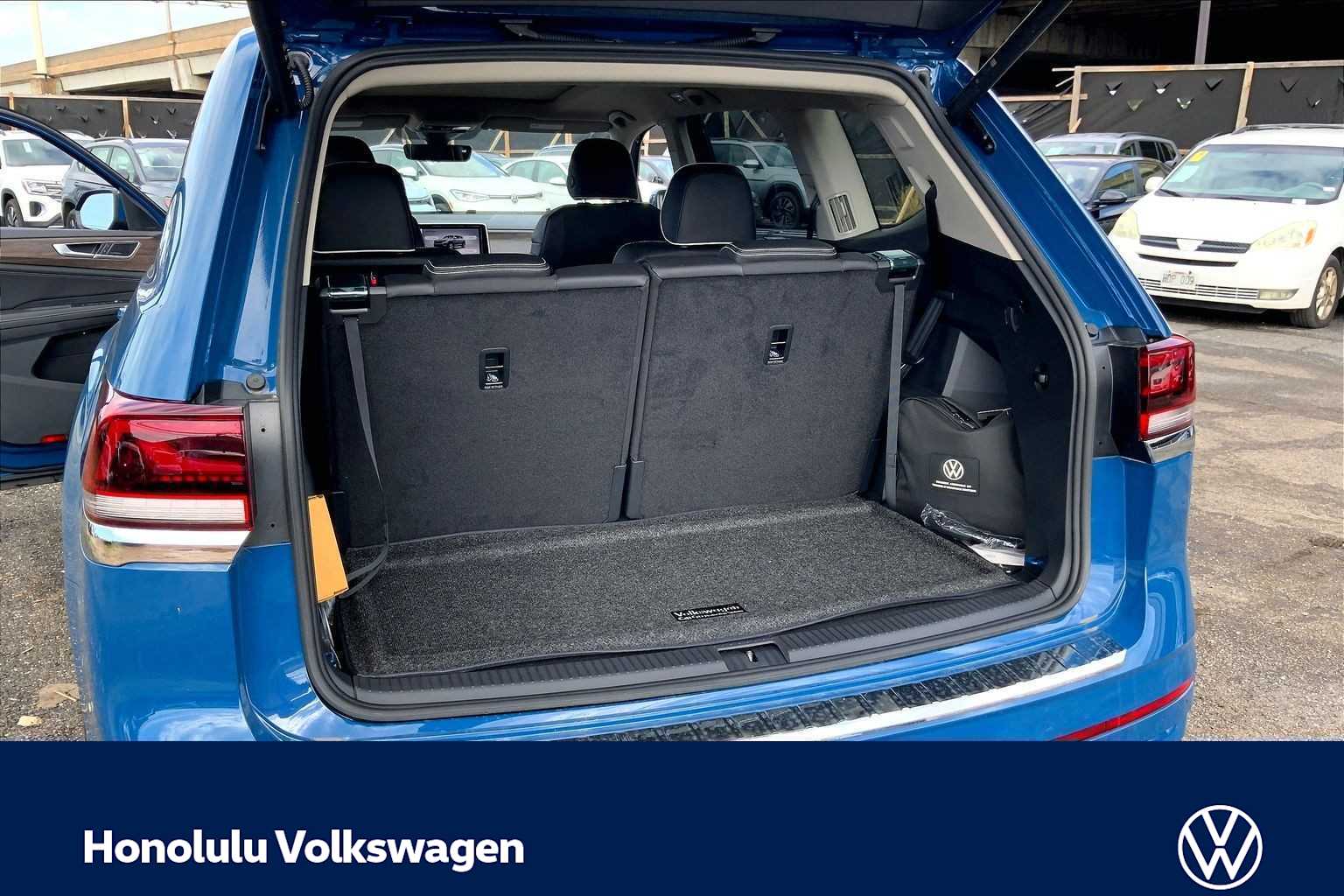 Thumbnail: 2026 Volkswagen Atlas - 19