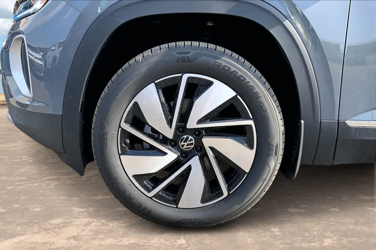 2026 Volkswagen Atlas SEL - Photo 8