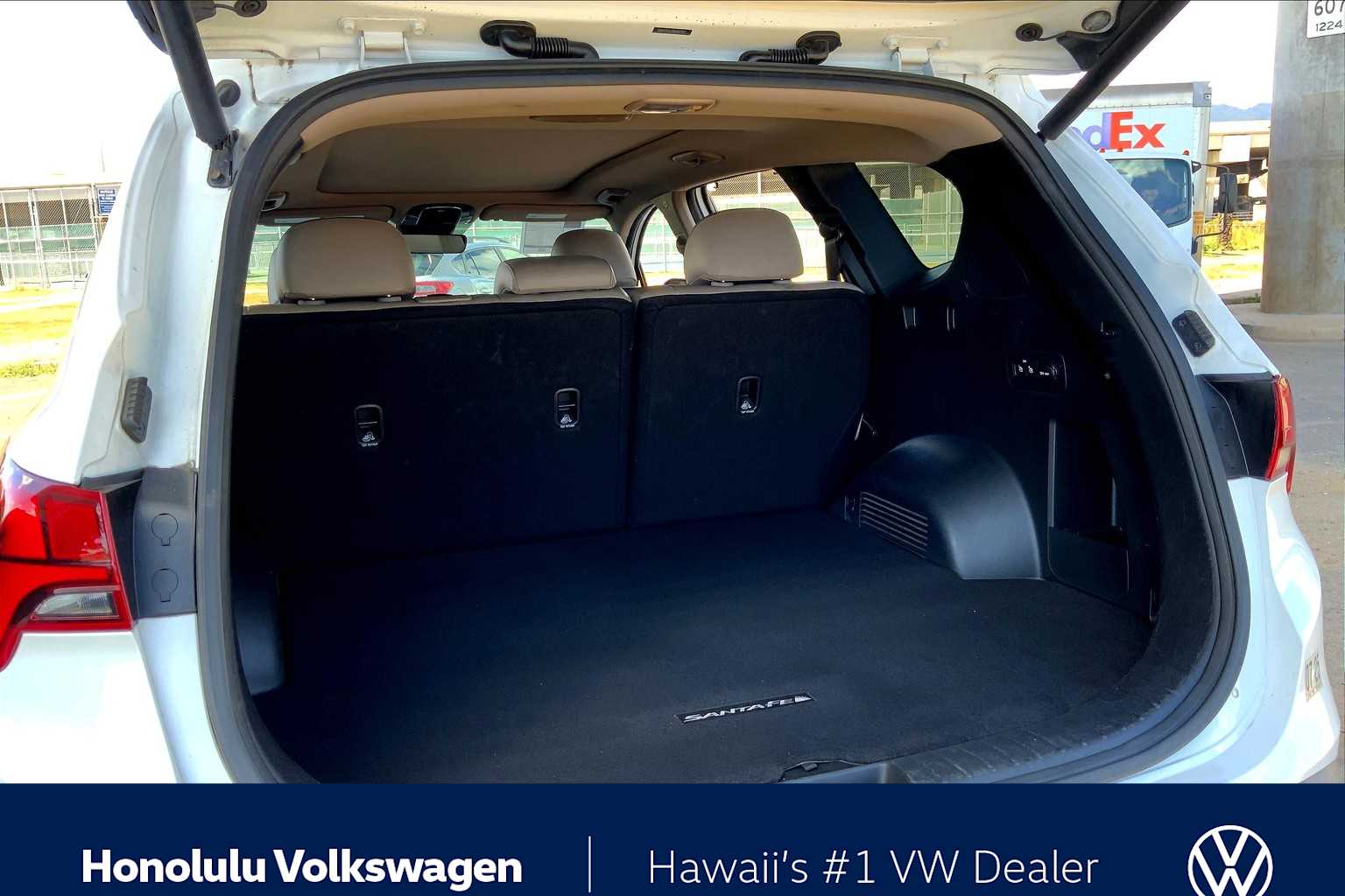 Thumbnail: 2022 Hyundai Santa Fe - 17